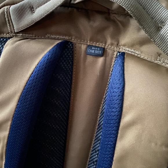 Ruckpack 28L Recycled Daypack (Men's' One Size). - Picture 3 of 10